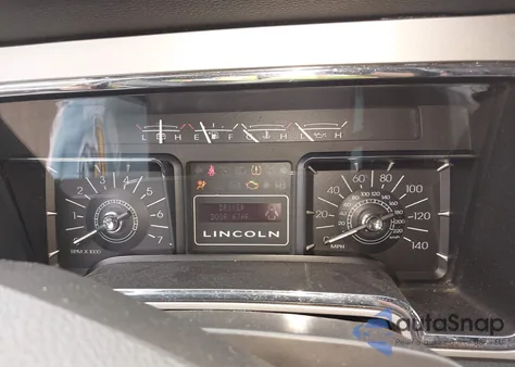 2008 Lincoln Navigator из США, поврежденный, VIN 5LMFU28578LJ17779